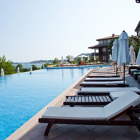 Hotel Santa Marina Village