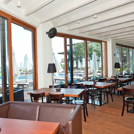 Hotel Santa Marina Village *