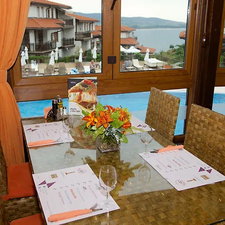 Santa Marina Village * Sozopol