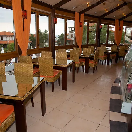Santa Marina Village Hotel